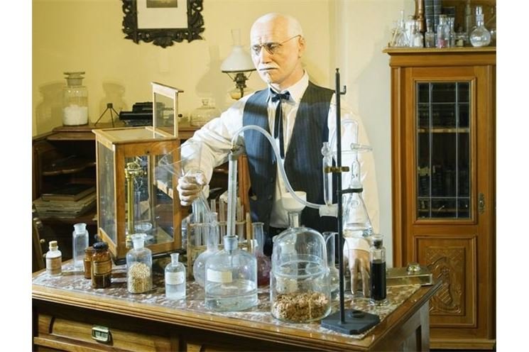 Alchymistické dílny v podzemí Alchymistické dílny v podzemí