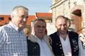 Vrchní sládek Jiří Plevka, starosta německého Stoernsteinu a starosta Chodové Plané 
