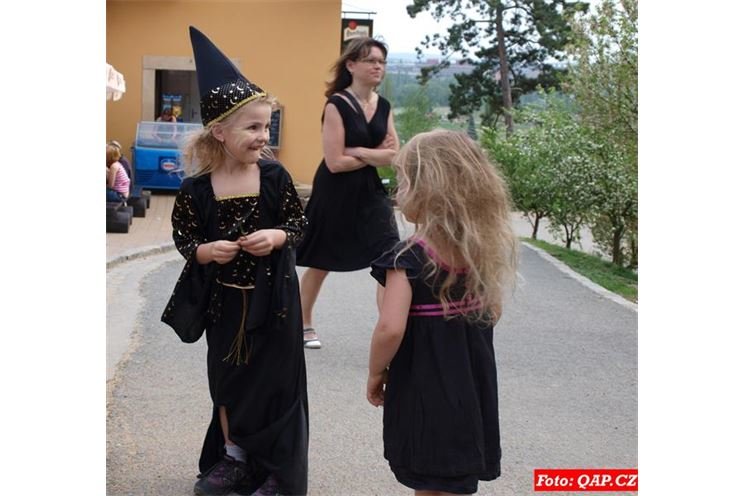 Pálení čarodějnic v ZOO (9)