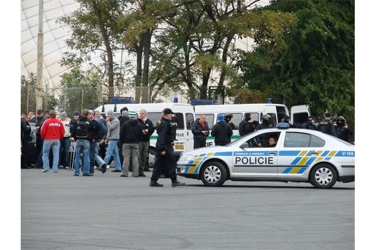 před fotbalem, foto Policie ČR
