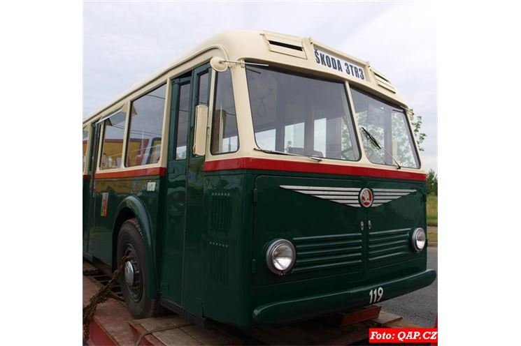 Trolejbus 3Tr3 opravený (5)