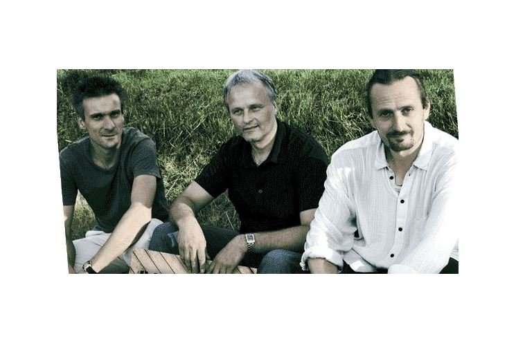 Ivan Audes trio