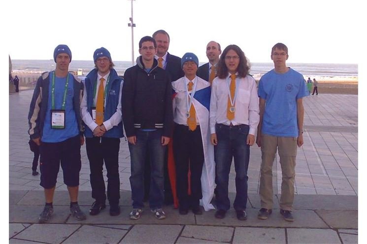 Cesti_studenti_na_Mezinarodni_matematicke_olympiade_v_Argentine Cesti_studenti_na_Mezinarodni_matematicke_olympiade_v_Argentine