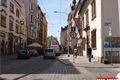 auta klidně jezdí zákazem