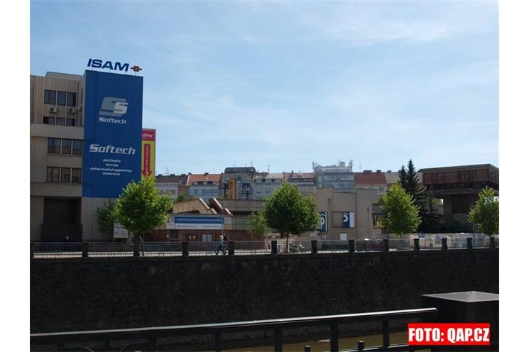 něco tady chybí.... něco tady chybí....