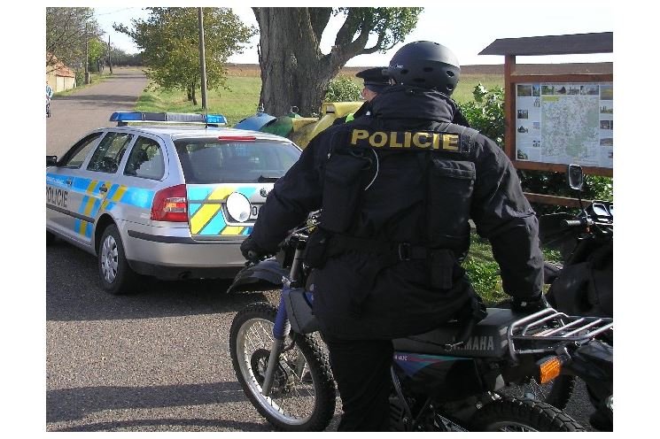 motohlidky policiecz motohlidky policiecz