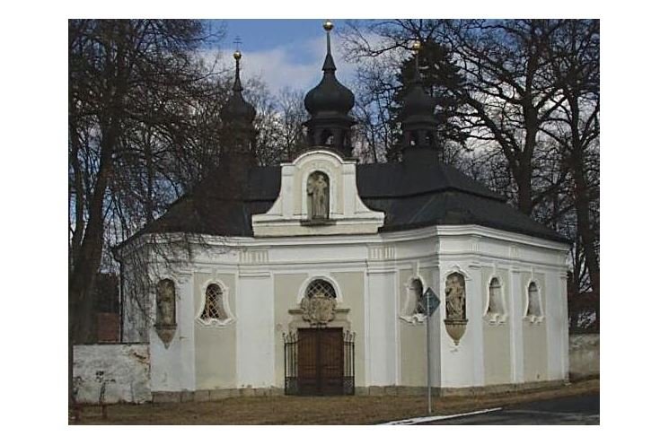Kaple sv. Jana Nepomuckého Chotiměř