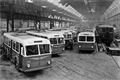 1948_montaz trolejbusu škoda3Tr v doudlevcich