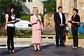 Slovo hejtmanky Milady Emmerové a Jiří Pospíšil předával jednu z cen