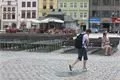 Lavičky pro diváky slouží zatím spíš jako odpočívadla 
