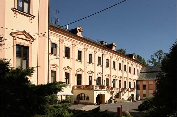 Zámek-Liblín Zámek-Liblín