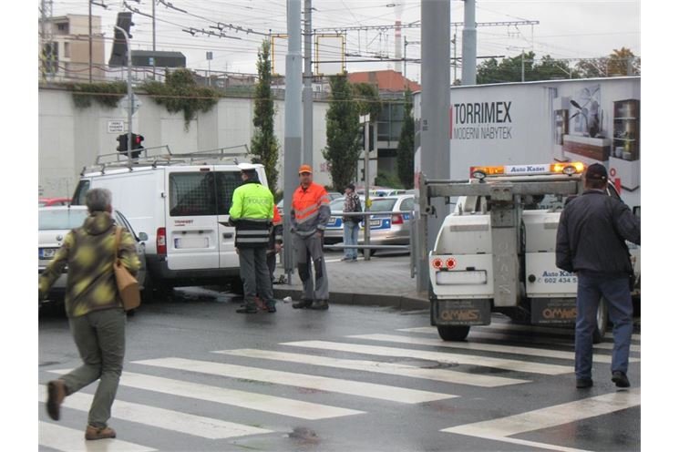 Situace na křižovatce U Trati Doudlevecká byla víc než komplikovaná.
