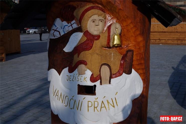 Vánoční trhy nabídnou mimo jiné schránku na dopisy Ježíškovi. Dopisy se odešlou na Ježíškovskou poštu na Boží Dar. Vánoční trhy nabídnou mimo jiné schránku na dopisy Ježíškovi. Dopisy se odešlou na Ježíškovskou poštu na Boží Dar.