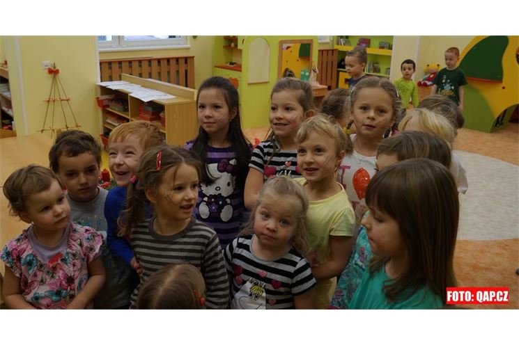 Zástupci ÚMO1 navštěvují mateřské školky na Mikuláše. 