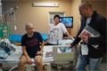 Vlaďka a Tomáš Řepkovi navštívili děti na Hemato-onkologickém oddělení FN Plzeň.