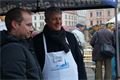 Centrální obvod rozdal na náměstí Republiky v Plzni 100 litrů předvánoční gulášovky.