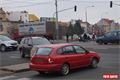 Nehoda tří osobních aut na křižovatce Klatovská - Borská v Plzni. 