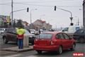 Nehoda tří osobních aut na křižovatce Klatovská - Borská v Plzni. 