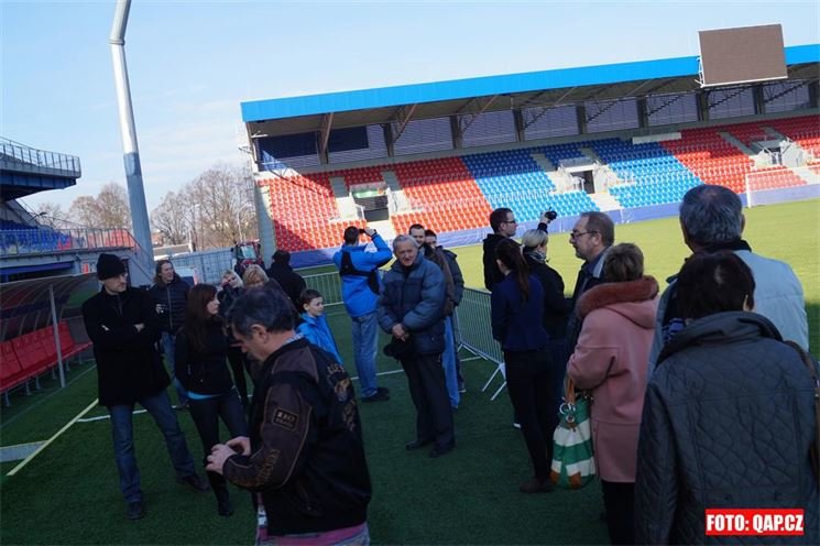 Prohlídky Doosan Arény pro fanoušky. 
