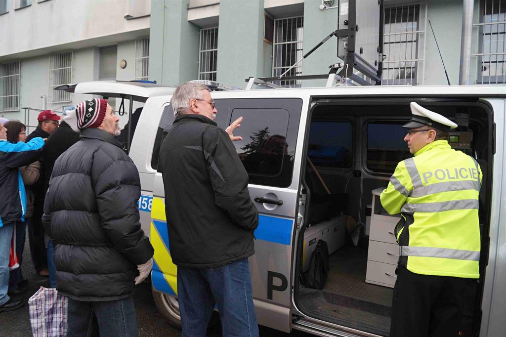 Dopravní inspektorát zažil nával. Policisté představili novinky - FOTKY