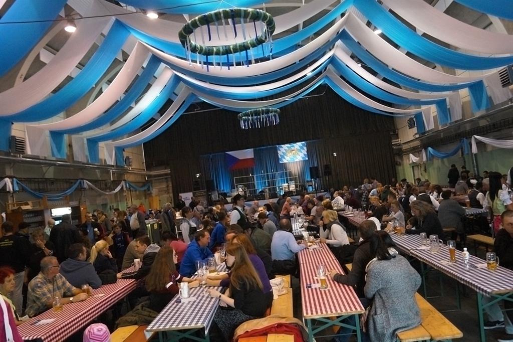Depo ovládly bavorské dobroty, pivo i kultura - FOTKY