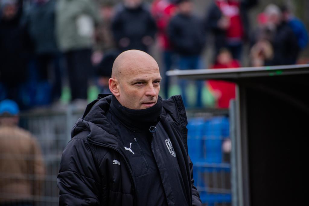 900 diváků na přípravném zápase. Premiéra pod Guľou se povedla- FOTKY
