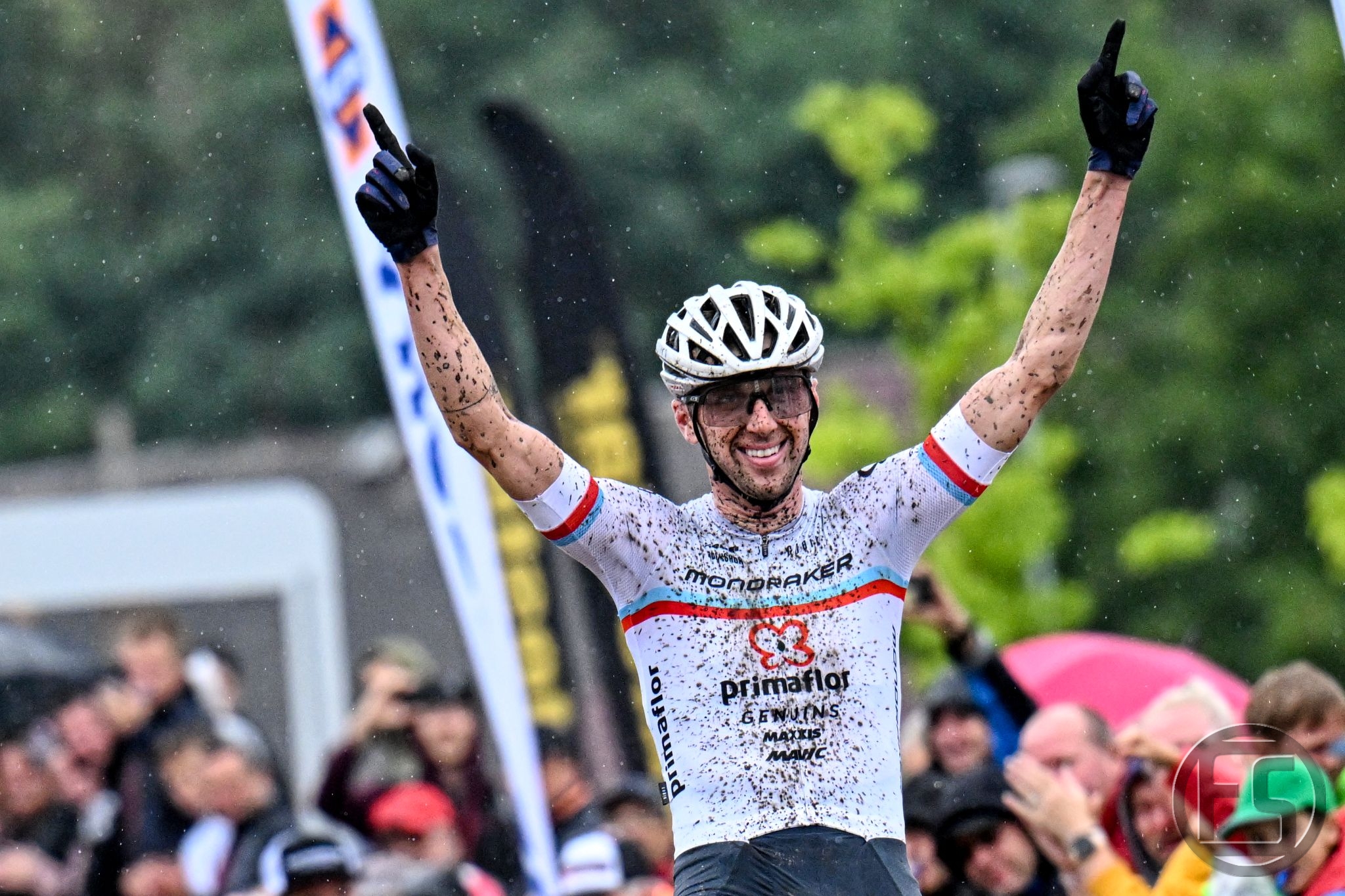 Do Stupna se sjeli bikeři, hvězdou a vítězem byl Ondřej Cink - FOTKY