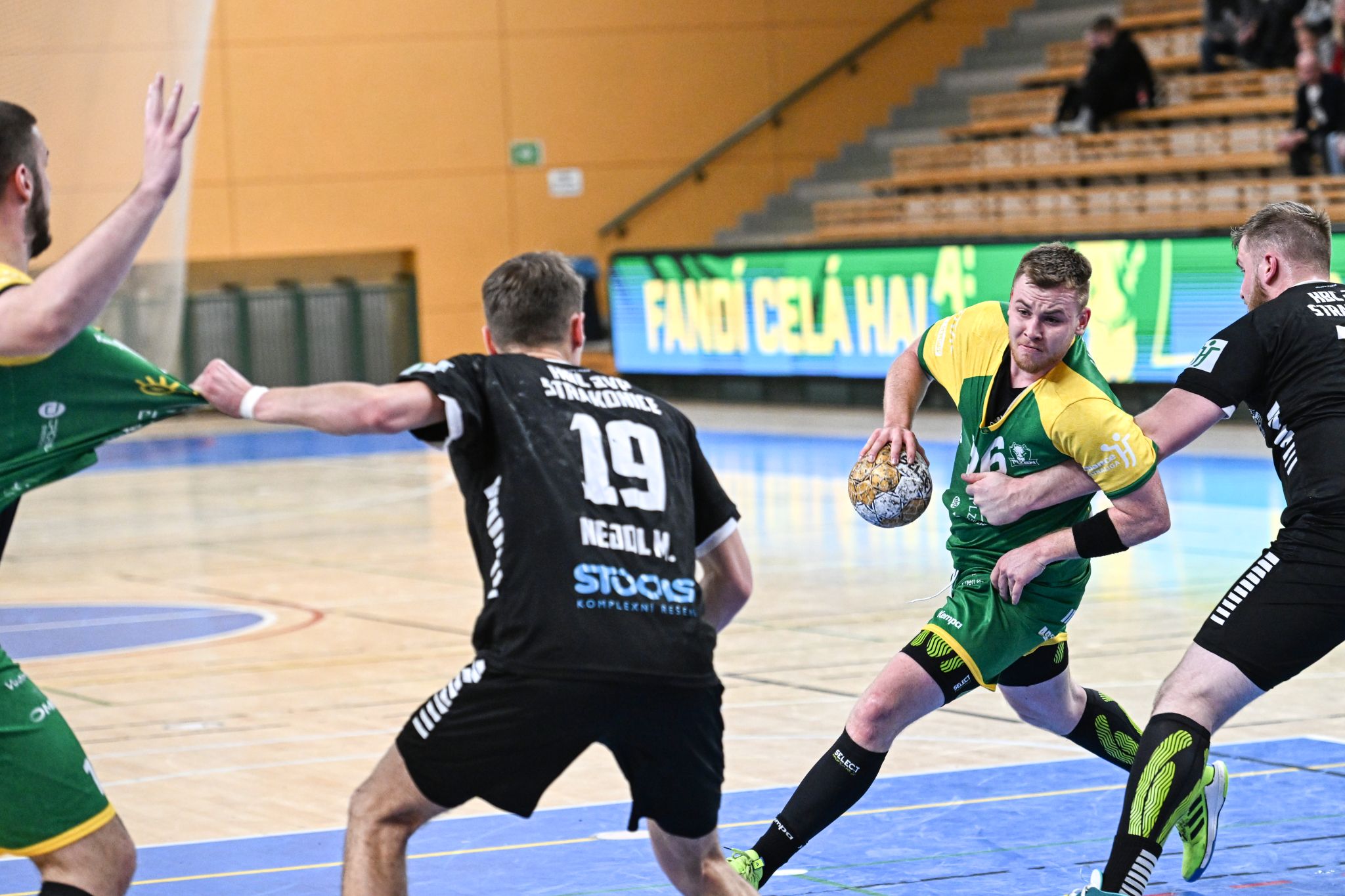 Talent si hravě poradil se Strakonicemi a zimu přečká na 1. místě Chance extraligy - FOTKY