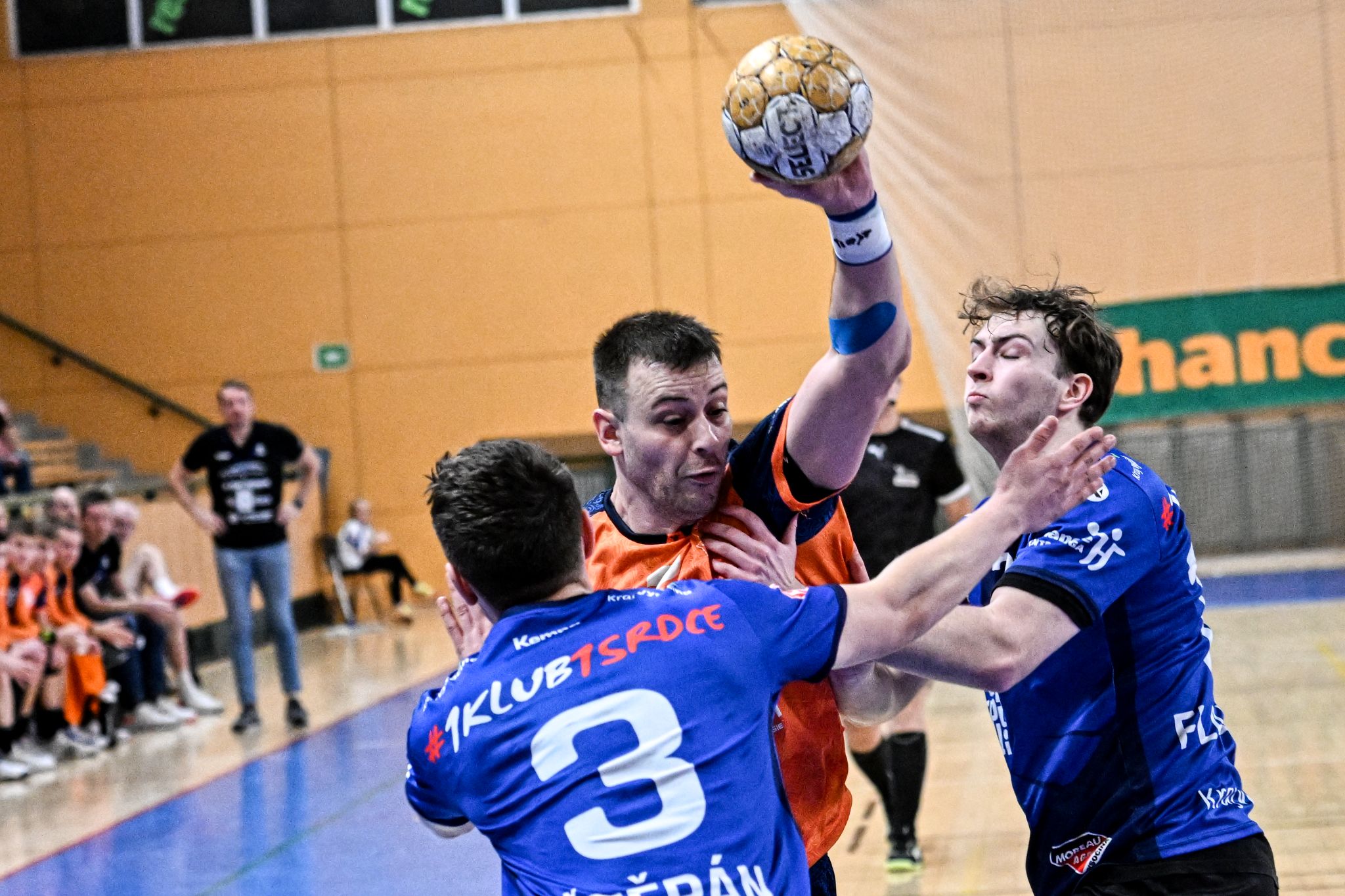 Talent porazil Nové Veselí a vede ligu - FOTKY