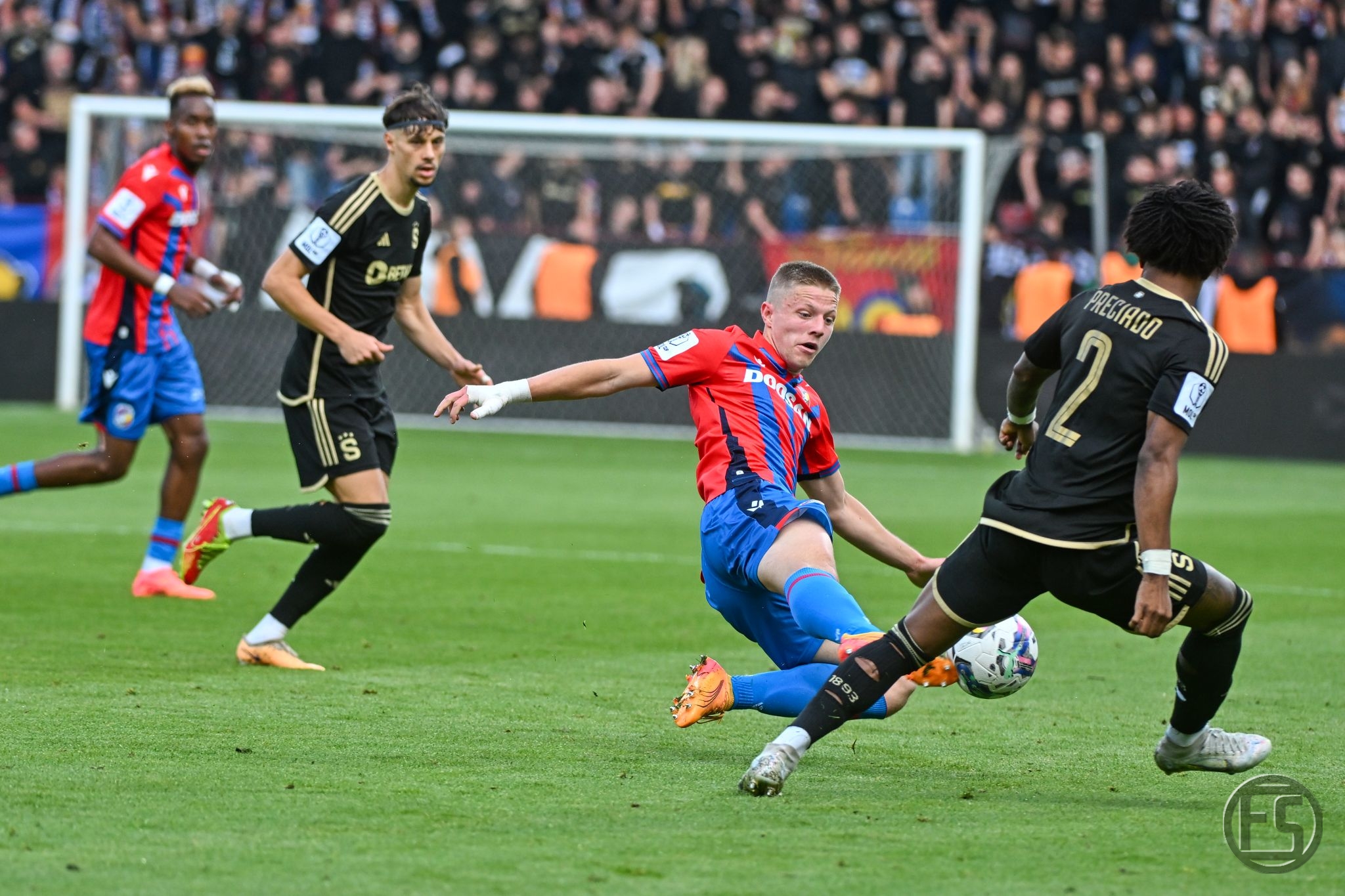 Viktorka prohrála se Spartou ve finále Mol Cupu - FOTKY