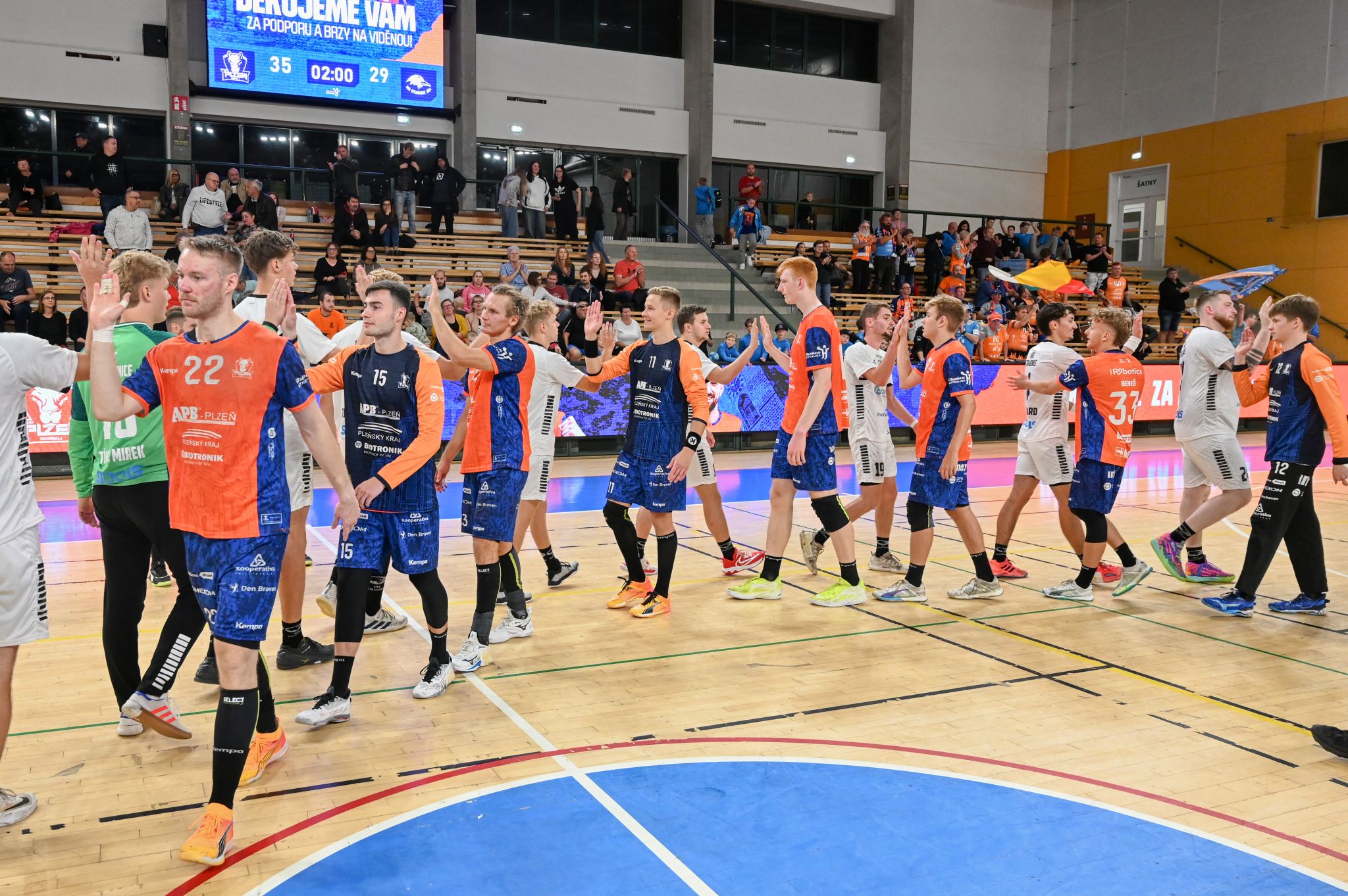 Talent Plzeň vyhrál nad HBC Strakonice 1921 35:29 - FOTKY