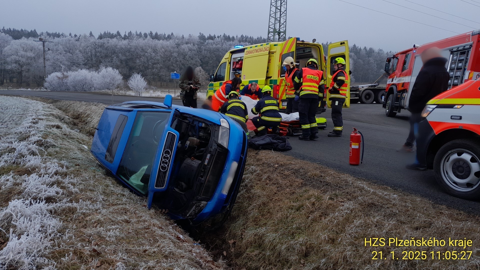 Dopravní nehoda v Přešticích a u Cheznovic zaměstnala záchranné složky -  FOTKY