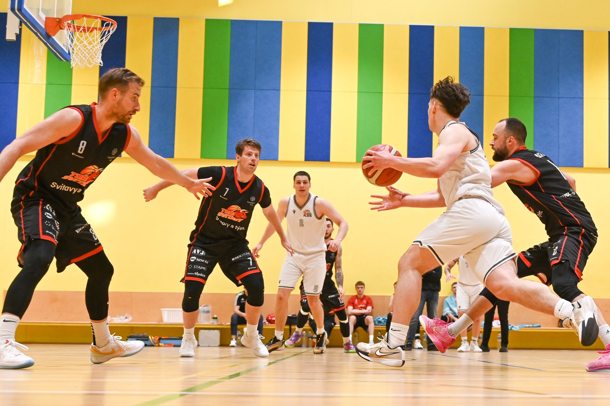 Plzeňským basketbalistům skončila sezóna, nestačili na Svitavy - FOTKY