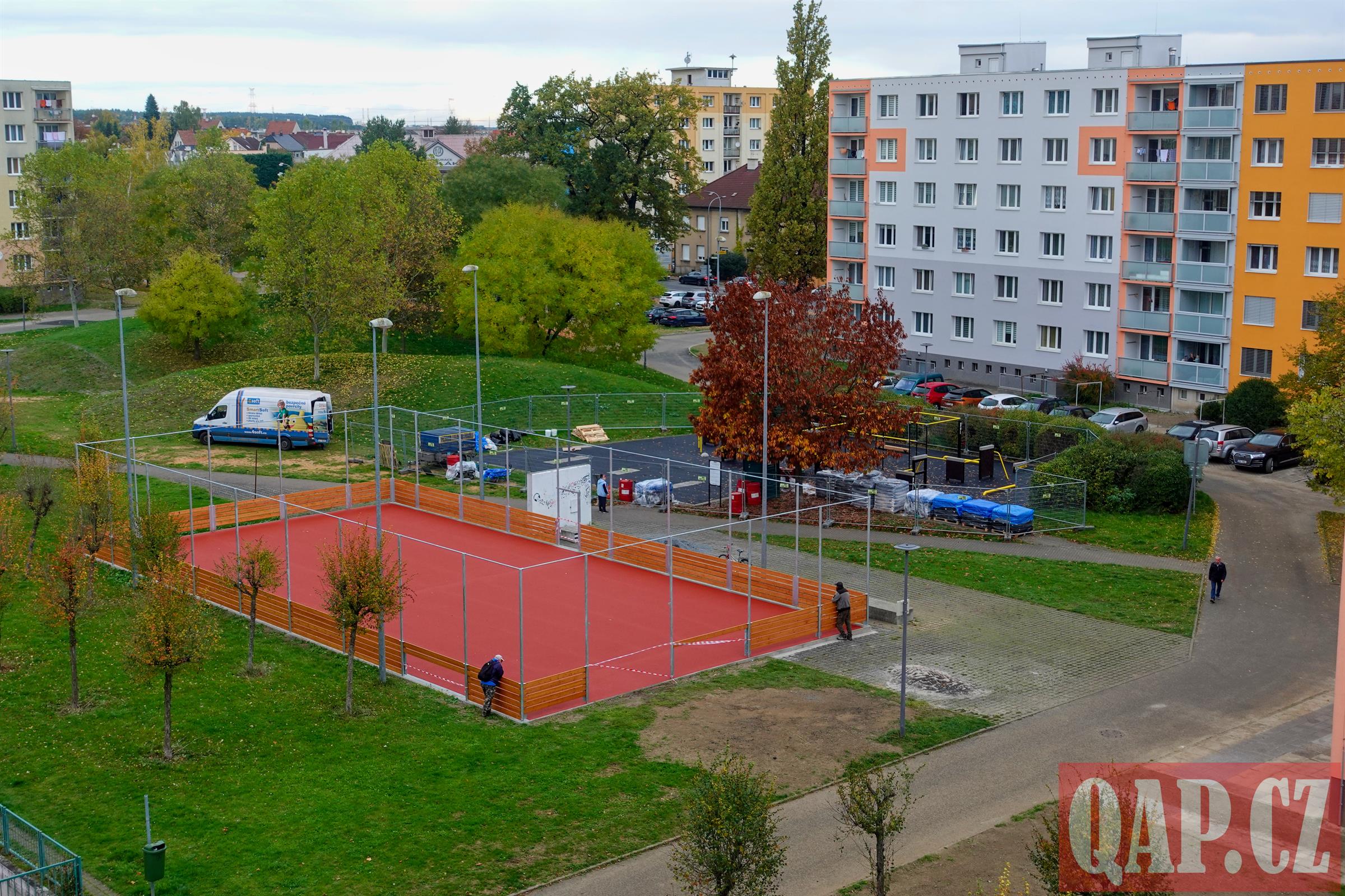 V Přešticích rekonstruují hřiště, přibude plocha pro parkouristy a posilovací stroje - FOTKY