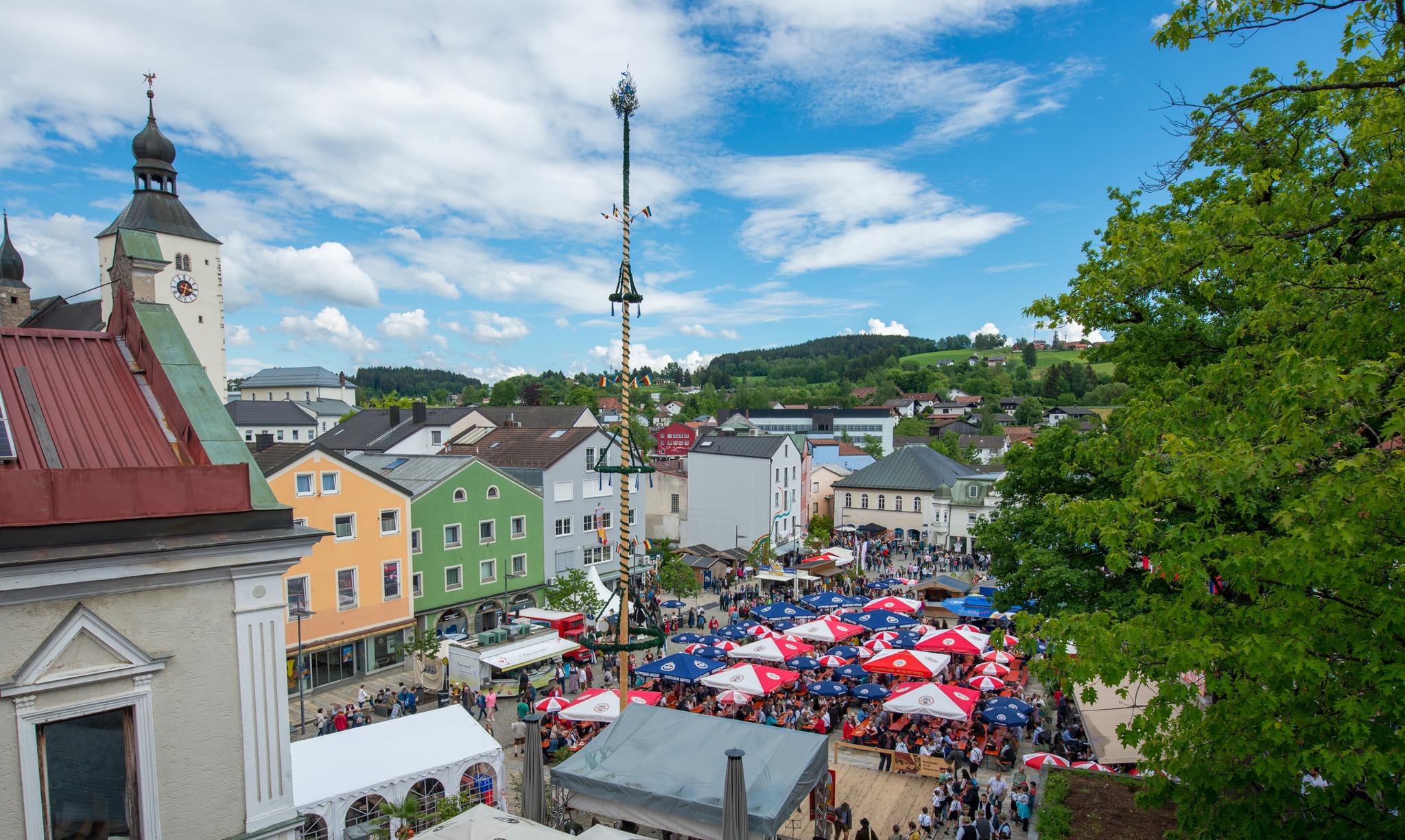 Ještě neznáte DRUMHERUM? Bavorský les rozezní největší festival lidové hudby!