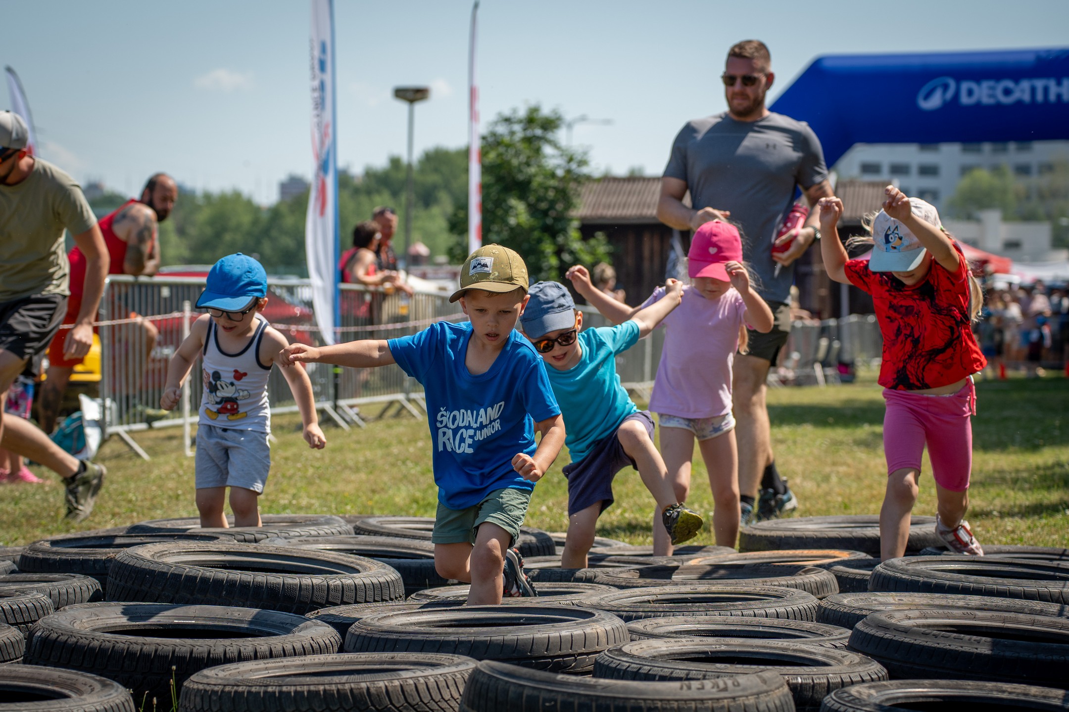 Parádní výkony v tropických teplotách! Proběhl závod Škodaland Race Junior. FOTKY