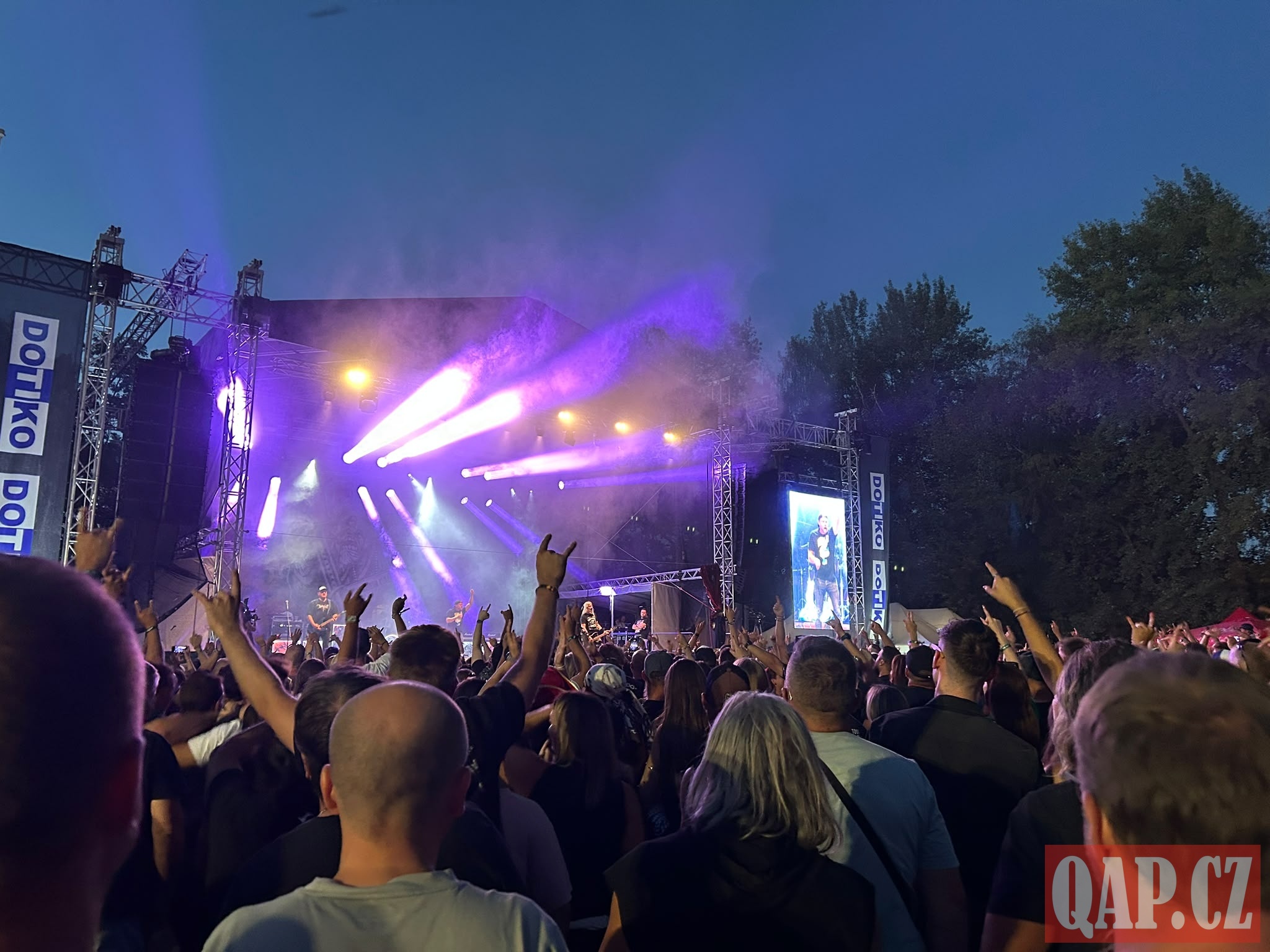 Domažlice o víkendu žily hudbou. Chodrockfest přilákal fanoušky – FOTKY