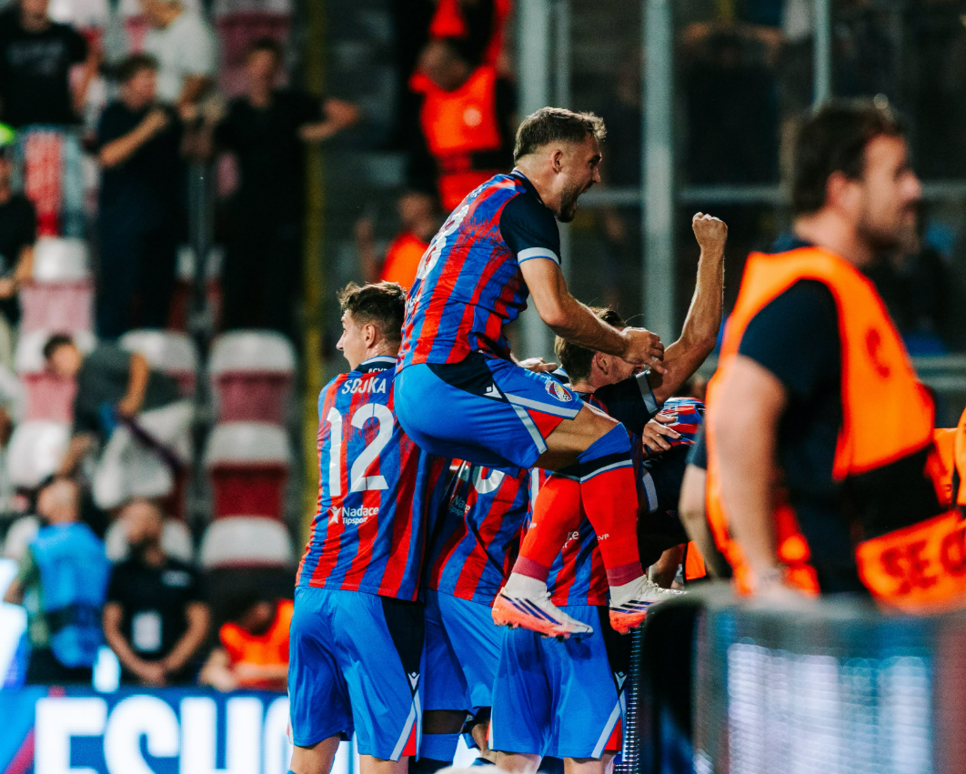 Šílenství v Doosan Areně! Zmrtvýchvstání Viktorky zpečetil v prodloužení Krčík