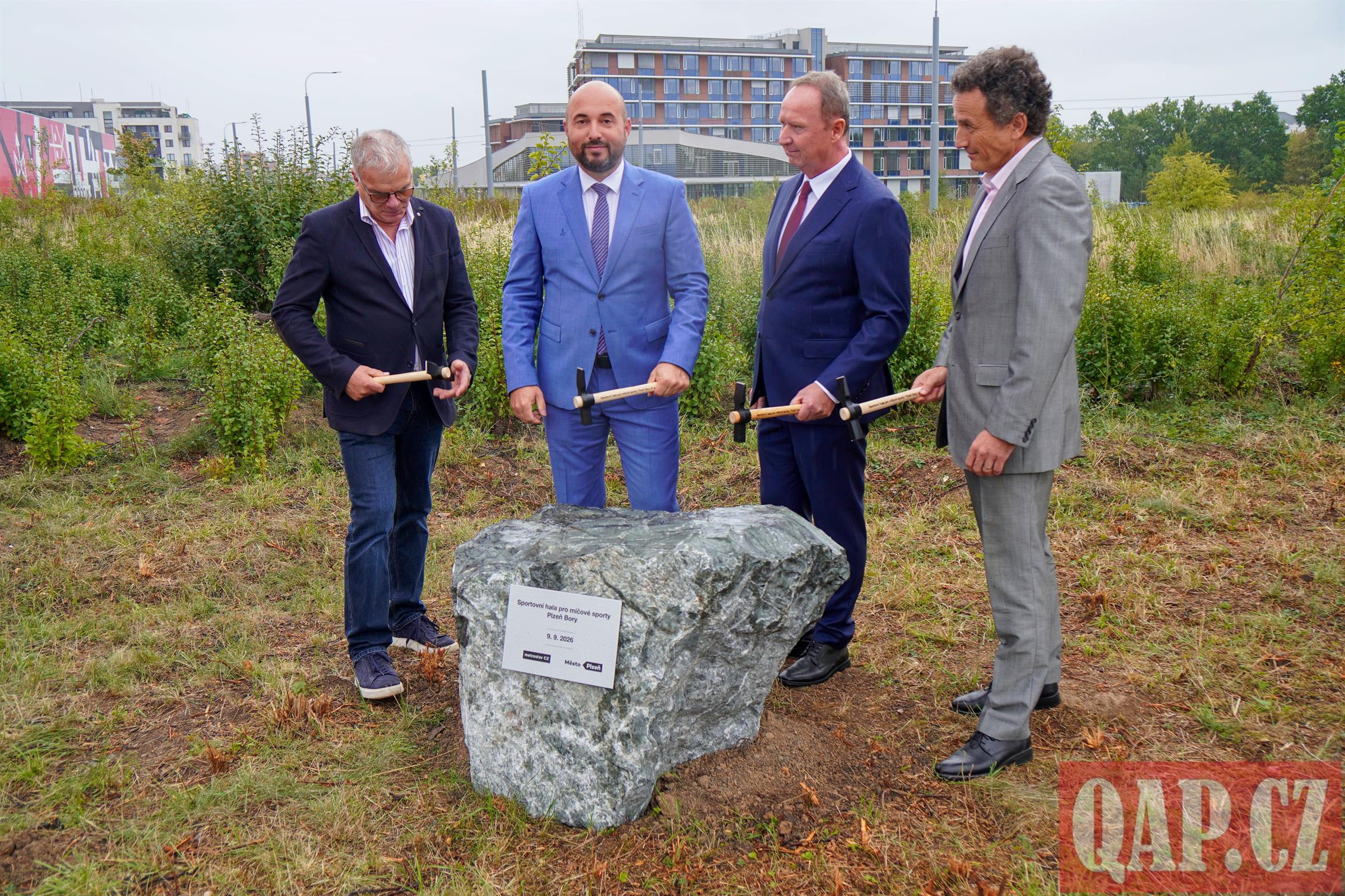 POKLEPÁNO! Na Borských polích začala stavba sportovní haly za téměř půl miliardy