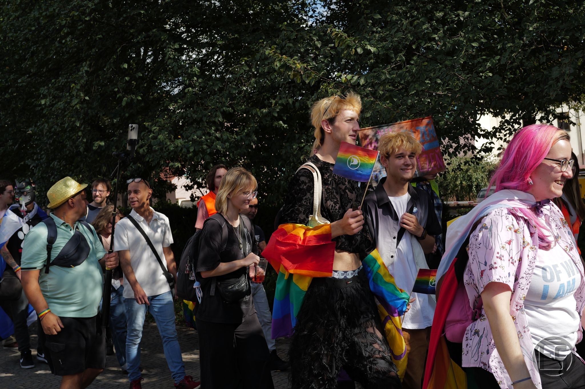 Pilsen Pride prošel Plzní. Na průběh akce dohlížela policie - FOTKY