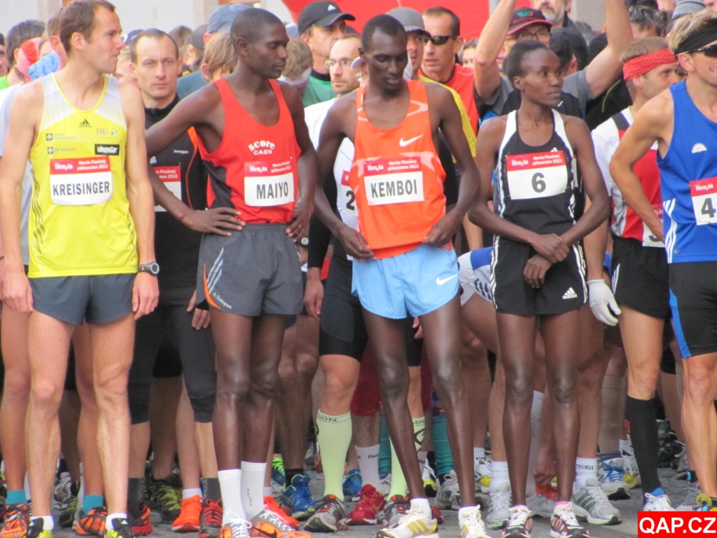 Plzeňský půlmaraton přilákal stovky běžců i koloběžkářů