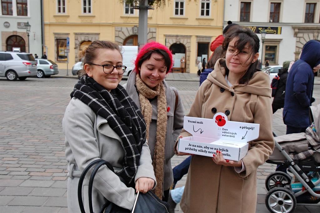 Startuje sbírka na poctu válečných veteránů. Kde pořídíte vlčí mák a jaký bude program?