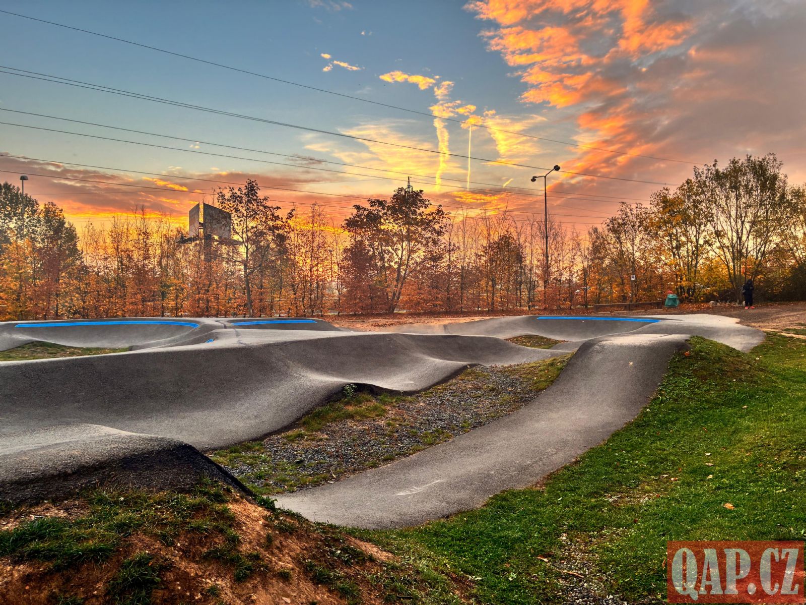 Pumptrack v Bolevci je opět přístupný. Co se na dráze změnilo? - FOTKY