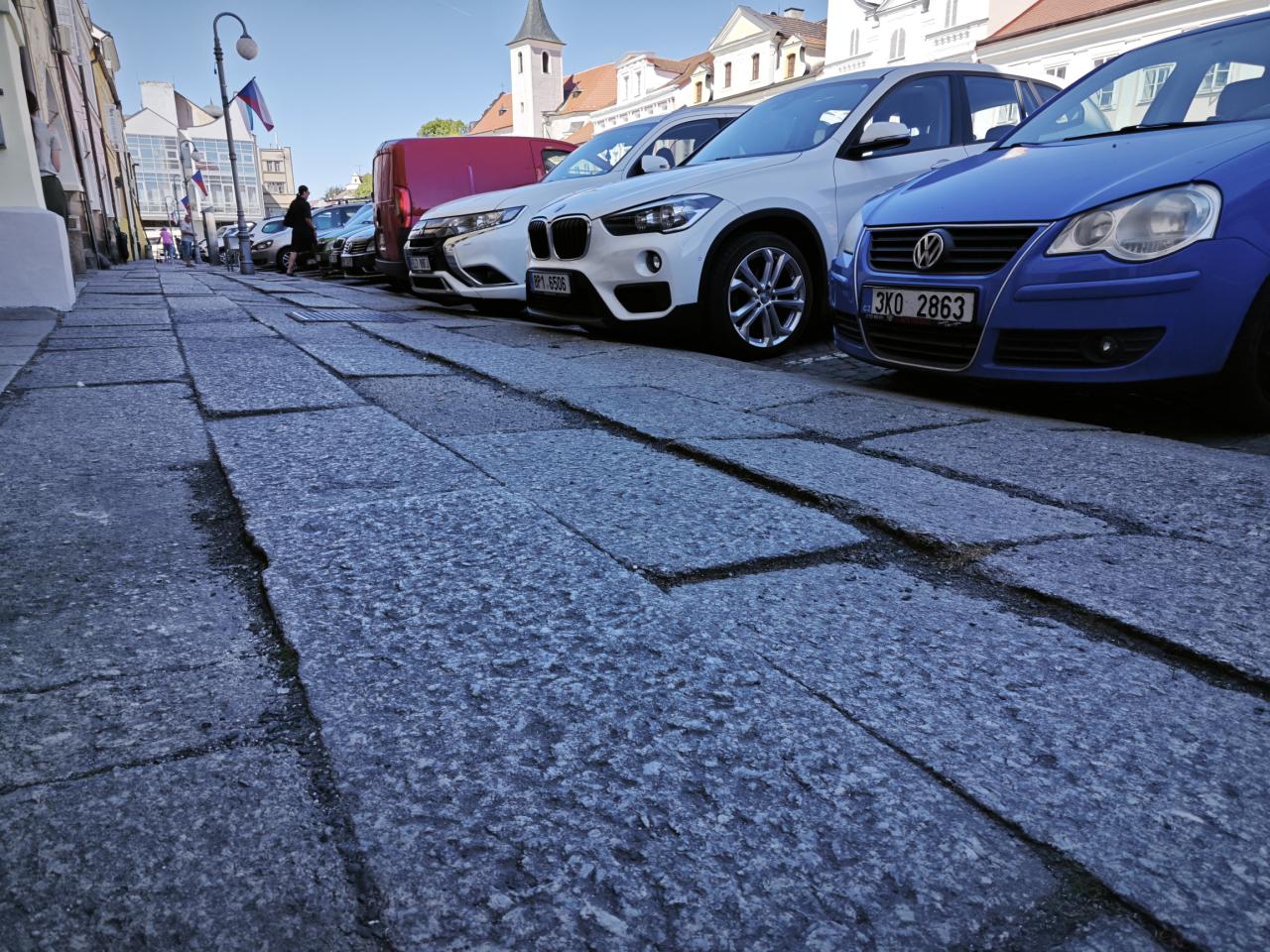 Náměstí v Domažlicích čeká rekonstrukce. Opraví se dlažba